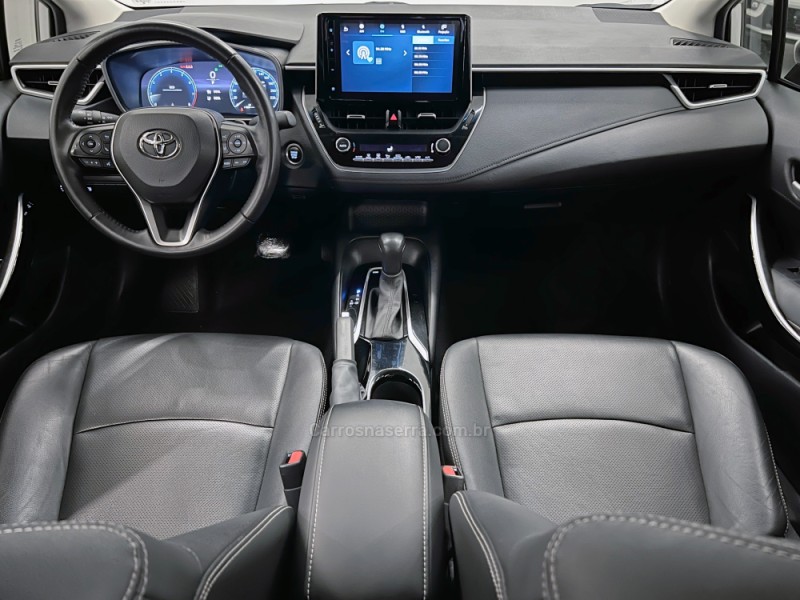 COROLLA 2.0 XEI 16V FLEX 4P AUTOMÁTICO - 2024 - FLORES DA CUNHA