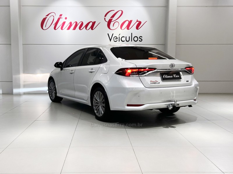 COROLLA 2.0 XEI 16V FLEX 4P AUTOMÁTICO - 2024 - FLORES DA CUNHA