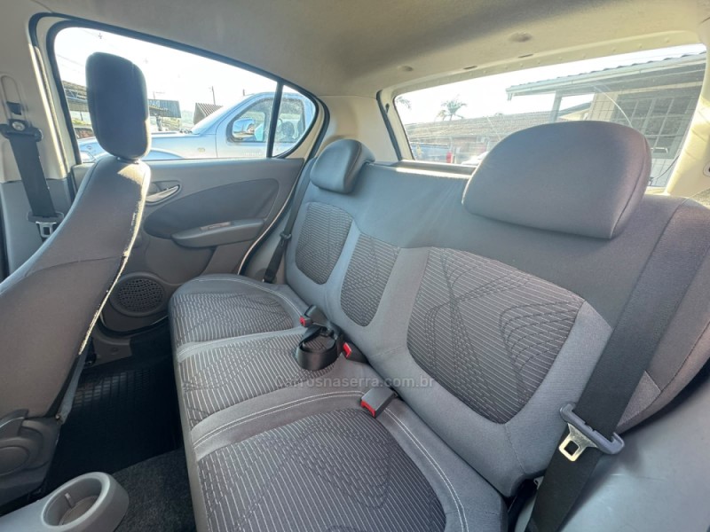 PALIO 1.0 MPI ATTRACTIVE 8V FLEX 4P MANUAL - 2015 - IGREJINHA