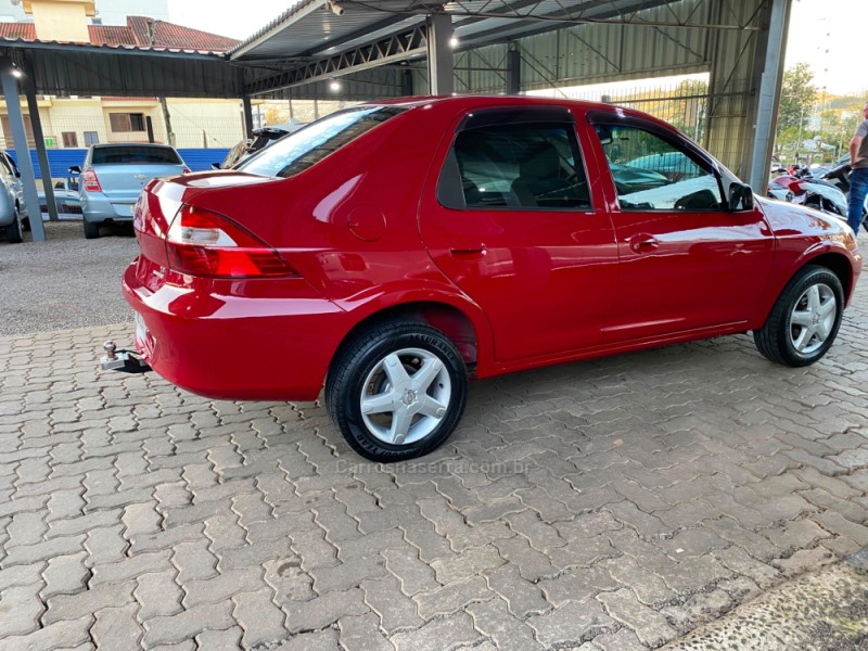 PRISMA 1.4 MPFI MAXX 8V FLEX 4P MANUAL - 2011 - BOM PRINCíPIO