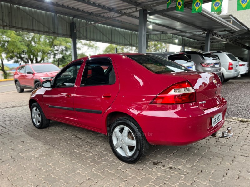 PRISMA 1.4 MPFI MAXX 8V FLEX 4P MANUAL - 2011 - BOM PRINCíPIO
