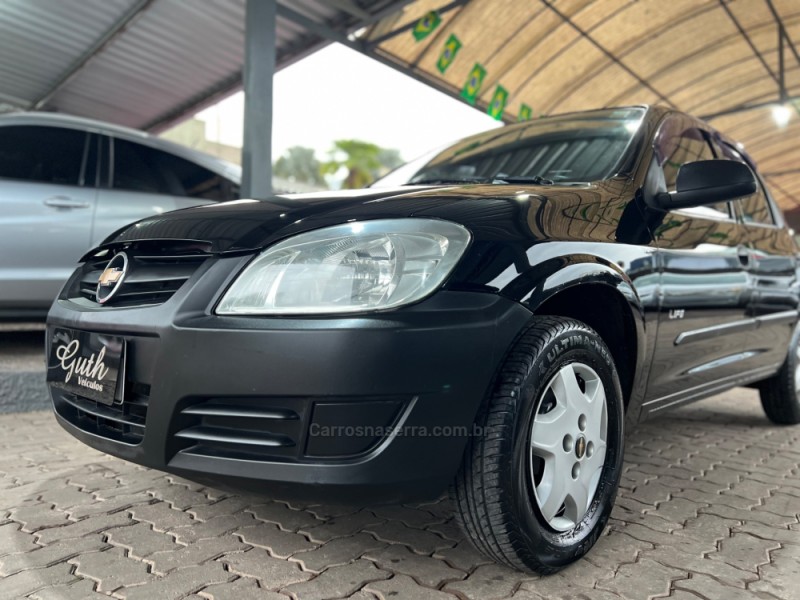 CELTA 1.0 MPFI LIFE 8V FLEX 4P MANUAL - 2011 - BOM PRINCíPIO