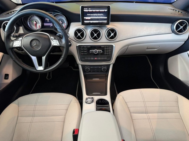 CLA 200 1.6 VISION 16V GASOLINA 4P AUTOMÁTICO - 2014 - SãO LEOPOLDO