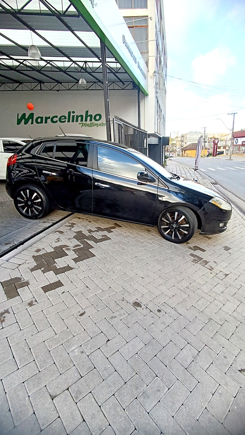 BRAVO 1.8 ABSOLUTE 16V FLEX 4P MANUAL - 2011 - CAXIAS DO SUL