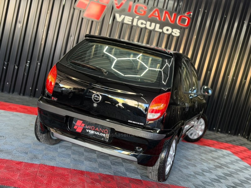 CELTA 1.0 MPFI VHC SPIRIT 8V GASOLINA 4P MANUAL - 2005 - CAXIAS DO SUL