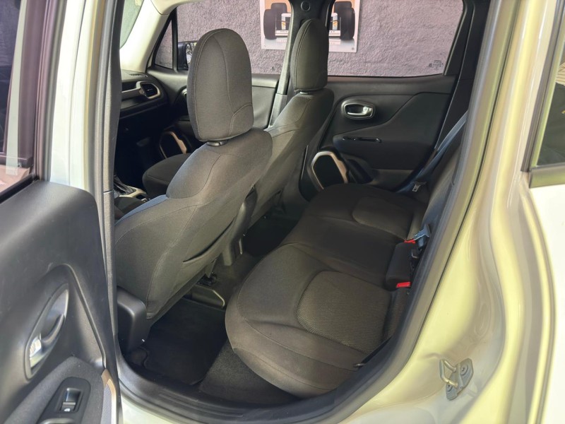 RENEGADE 1.8 16V FLEX SPORT 4P AUTOMÁTICO - 2016 - FARROUPILHA