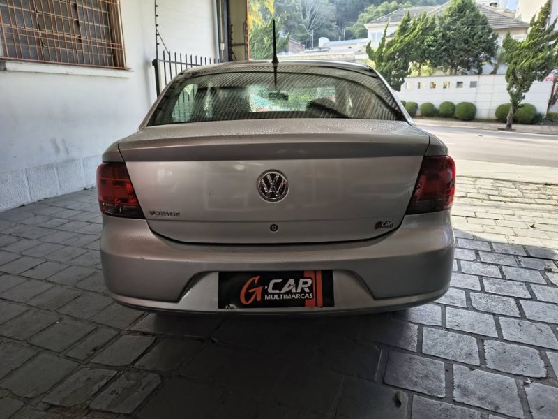 VOYAGE 1.0 12V MPI TOTALFLEX TRENDLINE 4P MANUAL - 2011 - CAXIAS DO SUL