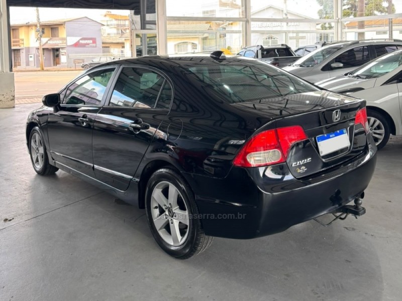 CIVIC 1.8 LXS 16V FLEX 4P MANUAL - 2009 - VACARIA