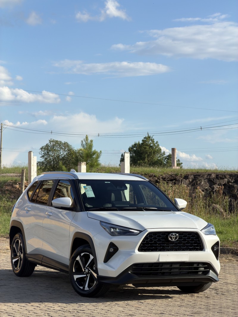 YARIS CROSS 1.5 XRE 16V FLEX 4P AUTOMÁTICO - 2027 - ANTôNIO PRADO