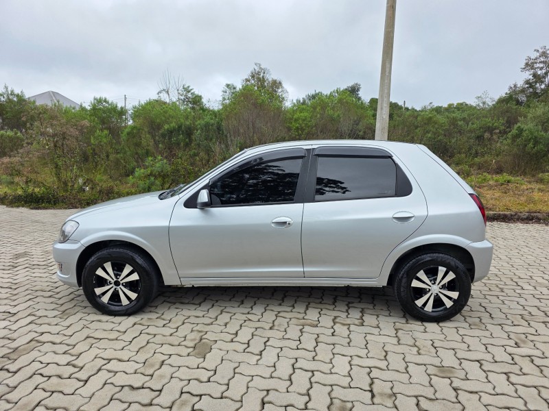 CELTA 1.0 MPFI LT 8V FLEX 4P MANUAL - 2015 - BENTO GONçALVES