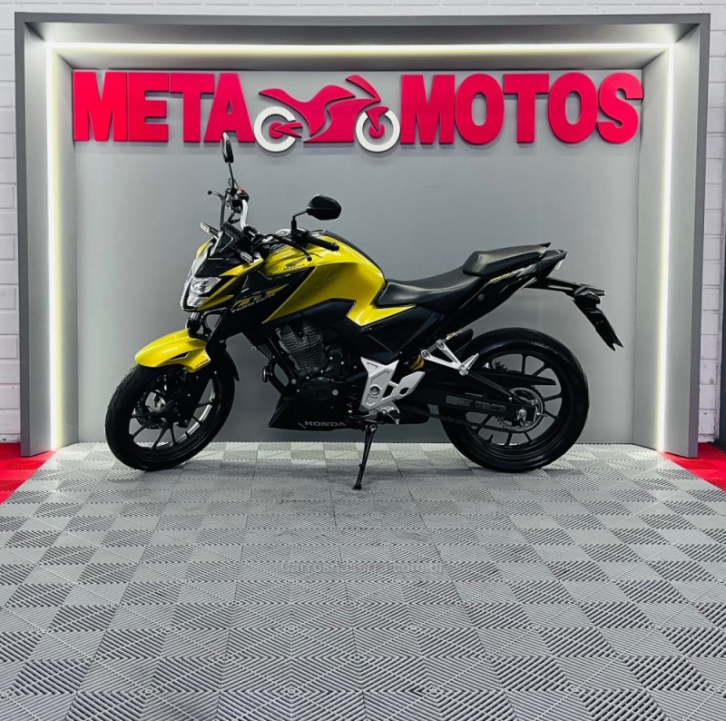 CB 300F TWISTER ABS - 2023 - CAMPO BOM