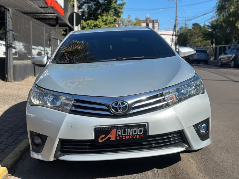 COROLLA 2.0 XEI 16V FLEX 4P AUTOMÁTICO - 2015 - PAROBé