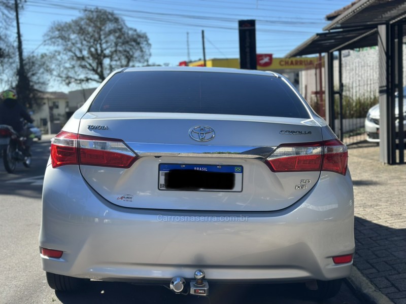 COROLLA 2.0 XEI 16V FLEX 4P AUTOMÁTICO - 2015 - PAROBé