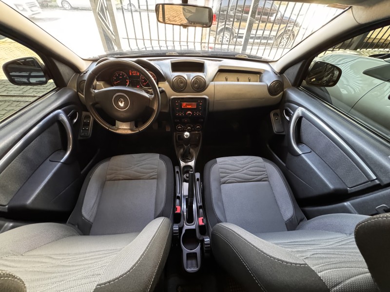 DUSTER 1.6 DYNAMIQUE 4X2 16V FLEX 4P MANUAL - 2013 - CAXIAS DO SUL