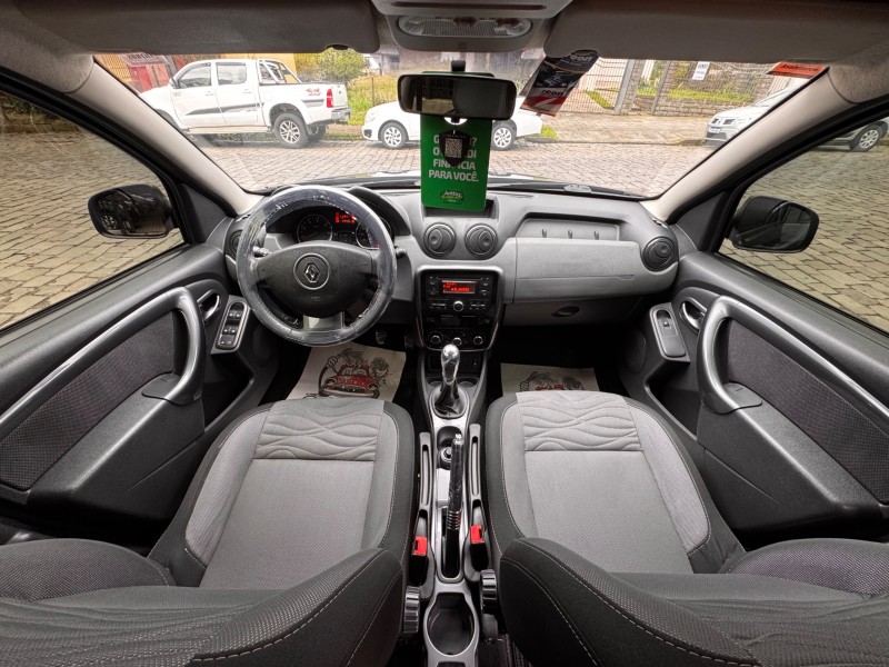 DUSTER 1.6 DYNAMIQUE 4X2 16V FLEX 4P MANUAL - 2013 - CAXIAS DO SUL