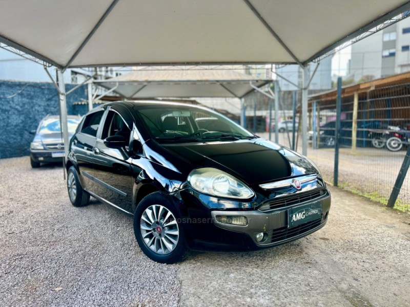 punto 1.6 essence 16v flex 4p automatizado 2013 caxias do sul