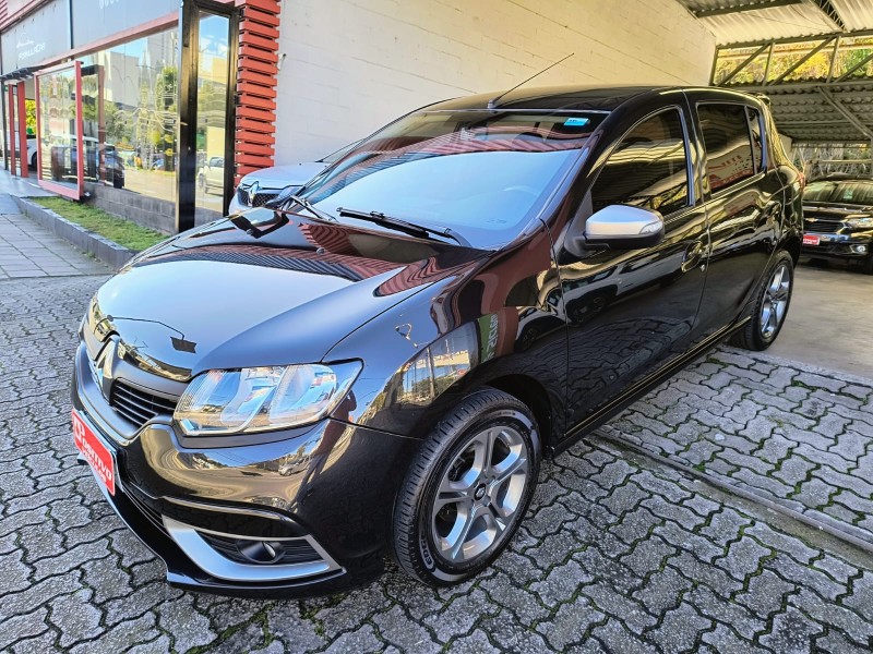 SANDERO 1.6 GT LINE LIMITED FLEX 4P MANUAL - 2016 - CAXIAS DO SUL