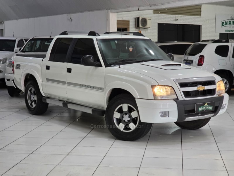 S10 2.4 MPFI EXECUTIVE 4X2 CD 8V FLEX 4P MANUAL - 2010 - SAPUCAIA DO SUL