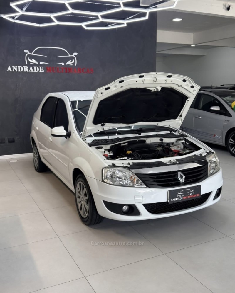 LOGAN 1.6 EXPRESSION 8V FLEX 4P MANUAL - 2013 - CAXIAS DO SUL
