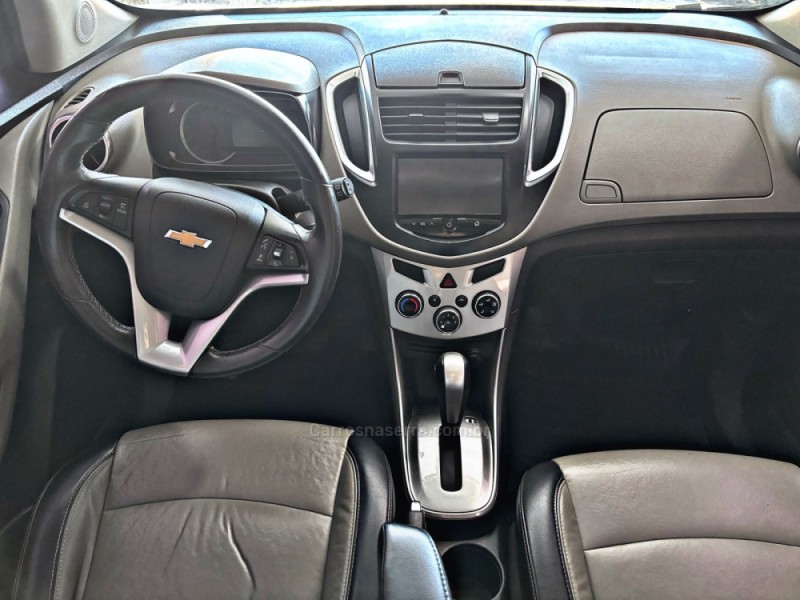 TRACKER 1.8 MPFI LTZ 4X2 16V FLEX 4P AUTOMÁTICO - 2014 - NOVA PRATA