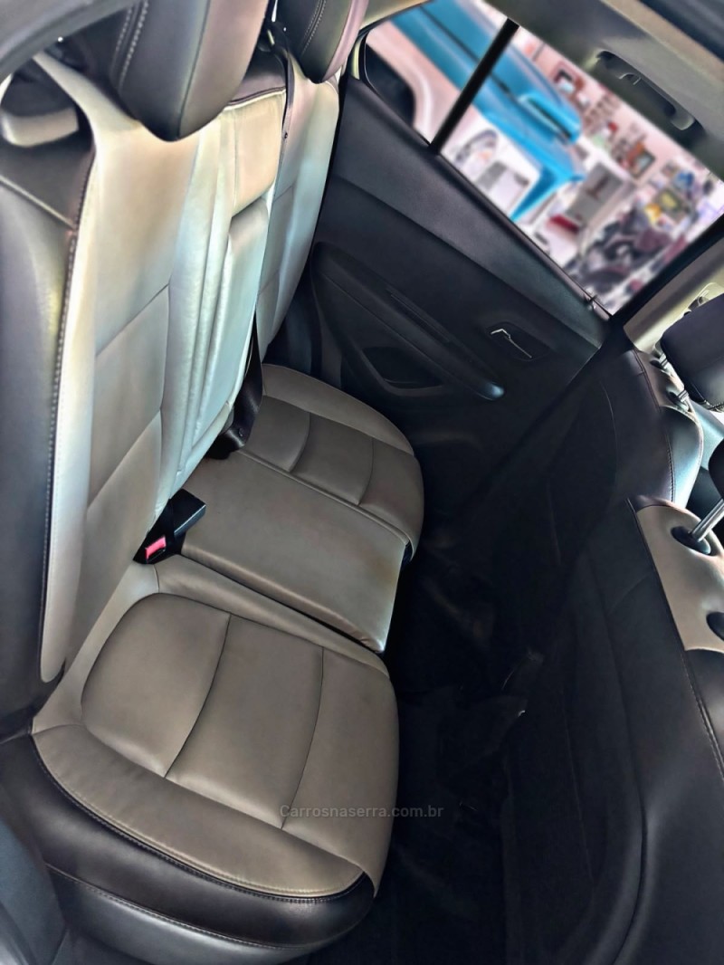 TRACKER 1.8 MPFI LTZ 4X2 16V FLEX 4P AUTOMÁTICO - 2014 - NOVA PRATA