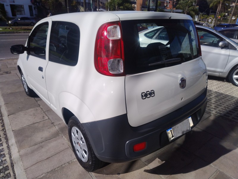 UNO 1.0 EVO VIVACE 8V FLEX 2P MANUAL - 2012 - CAXIAS DO SUL