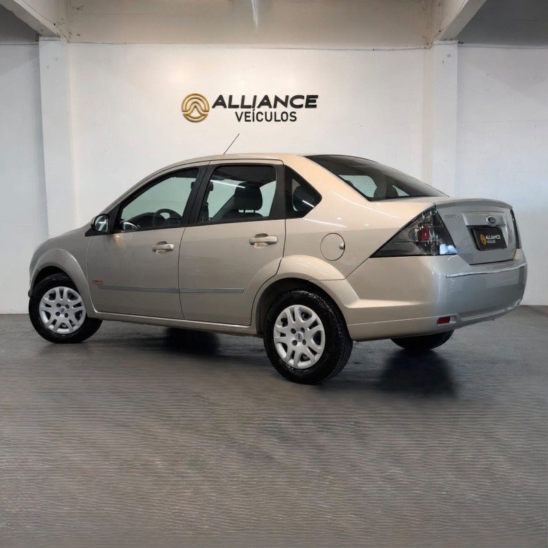 FIESTA 1.6 ROCAM SEDAN 8V FLEX 4P MANUAL - 2011 - CAXIAS DO SUL