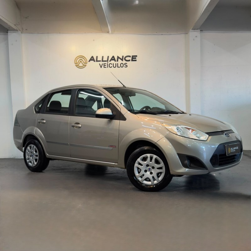 FIESTA 1.6 ROCAM SEDAN 8V FLEX 4P MANUAL - 2011 - CAXIAS DO SUL