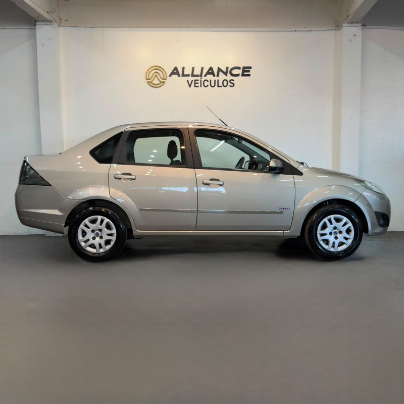 FIESTA 1.6 ROCAM SEDAN 8V FLEX 4P MANUAL - 2011 - CAXIAS DO SUL