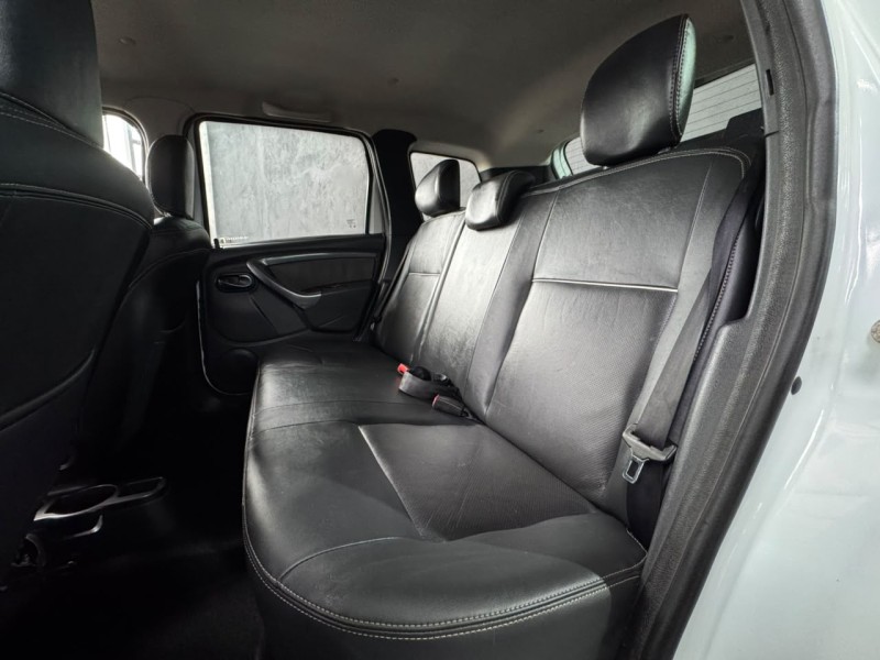 DUSTER 1.6 DYNAMIQUE 4X2 16V FLEX 4P MANUAL - 2014 - CAXIAS DO SUL