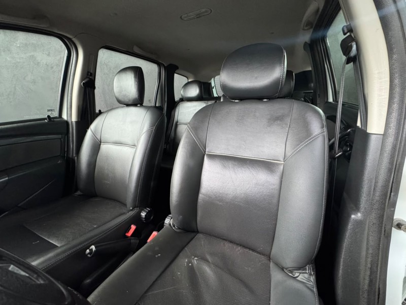 DUSTER 1.6 DYNAMIQUE 4X2 16V FLEX 4P MANUAL - 2014 - CAXIAS DO SUL