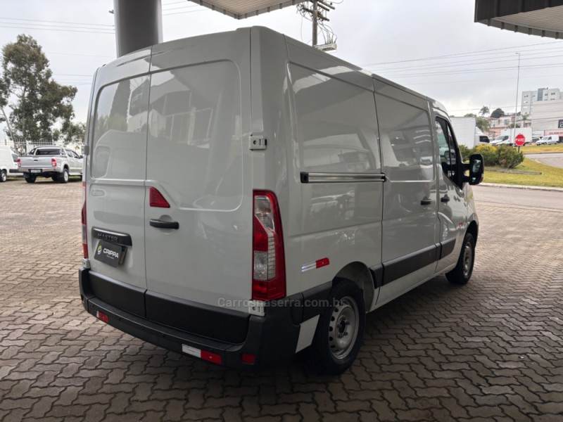 MASTER 2.3 FURGÃO L1H1 16V TURBO INTERCOOLER DIESEL 4P MANUAL - 2022 - FARROUPILHA