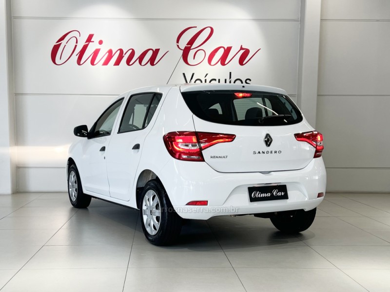 SANDERO 1.0 LIFE 12V FLEX 4P MANUAL - 2021 - FLORES DA CUNHA