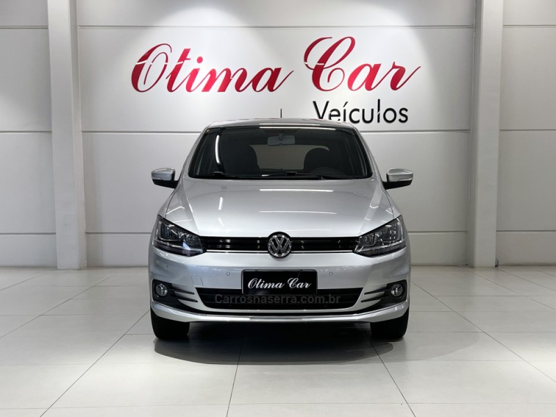 FOX 1.6 COMFORTLINE 8V FLEX 4P MANUAL - 2016 - FLORES DA CUNHA