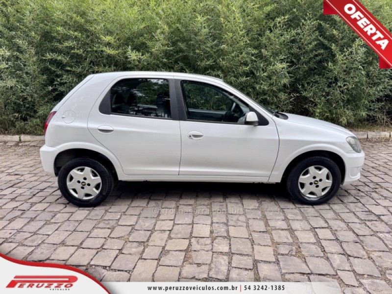 CELTA 1.0 VHCE LT 8V FLEX 4P MANUAL - 2014 - NOVA PRATA