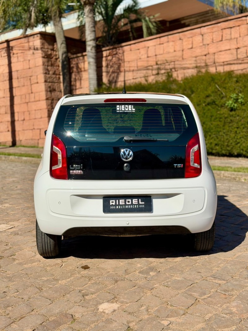 UP 1.0 TSI SPEED UP 12V FLEX 4P MANUAL - 2017 - VENâNCIO AIRES