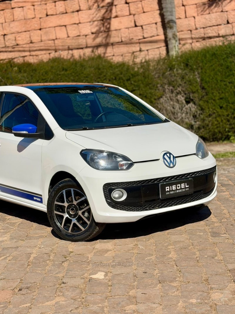 UP 1.0 TSI SPEED UP 12V FLEX 4P MANUAL - 2017 - VENâNCIO AIRES