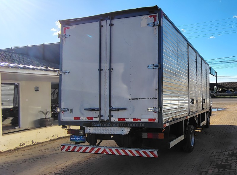 ACCELO 815  - 2012 - PORTãO