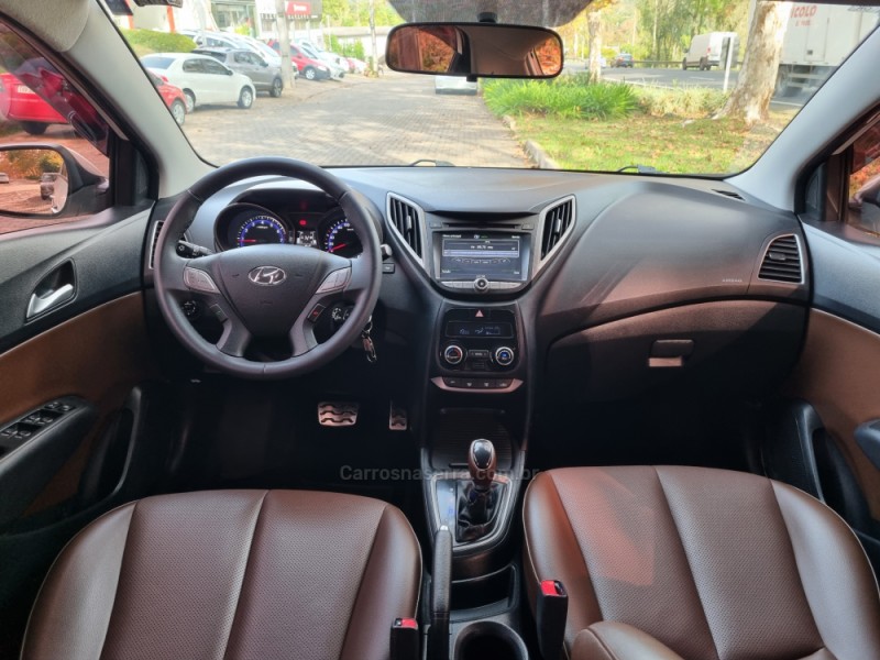 HB20X 1.6 16V PREMIUM FLEX 4P AUTOMÁTICO - 2017 - DOIS IRMãOS