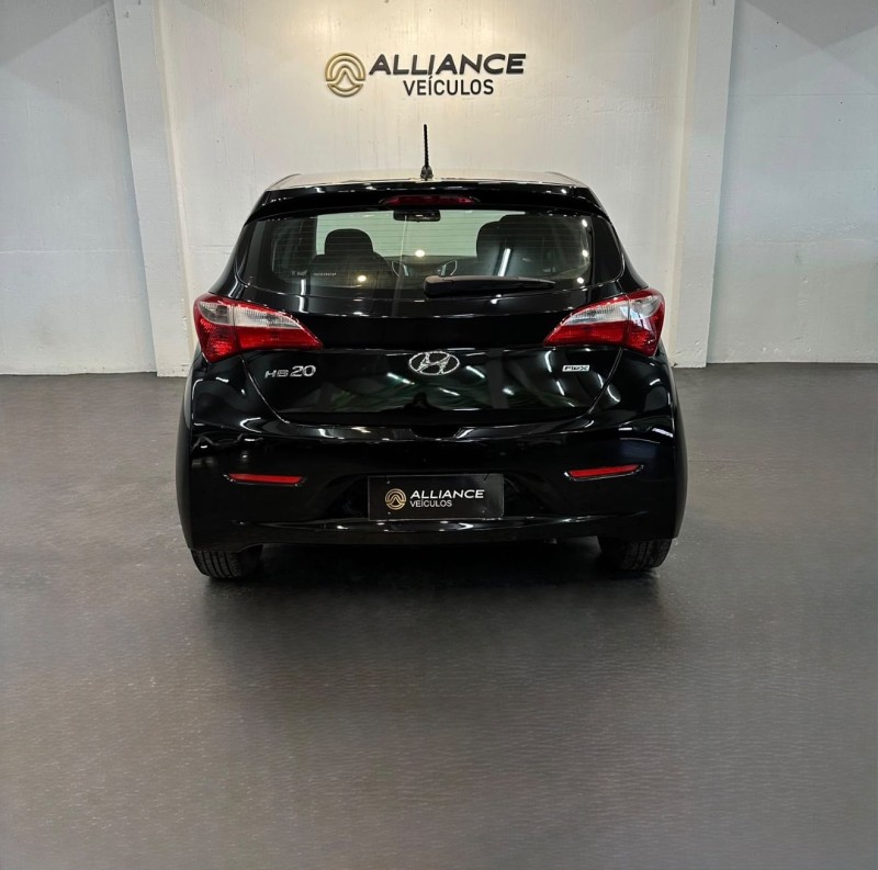 HB20 1.0 COMFORT 16V FLEX 4P MANUAL - 2013 - CAXIAS DO SUL