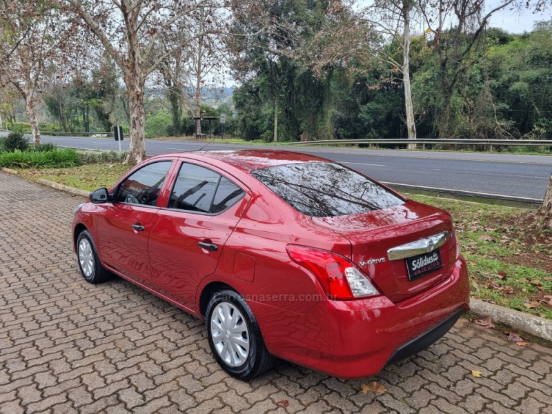 VERSA 1.6 V-DRIVE PLUS 16V FLEX 4P AUTOMÁTICO - 2021 - DOIS IRMãOS