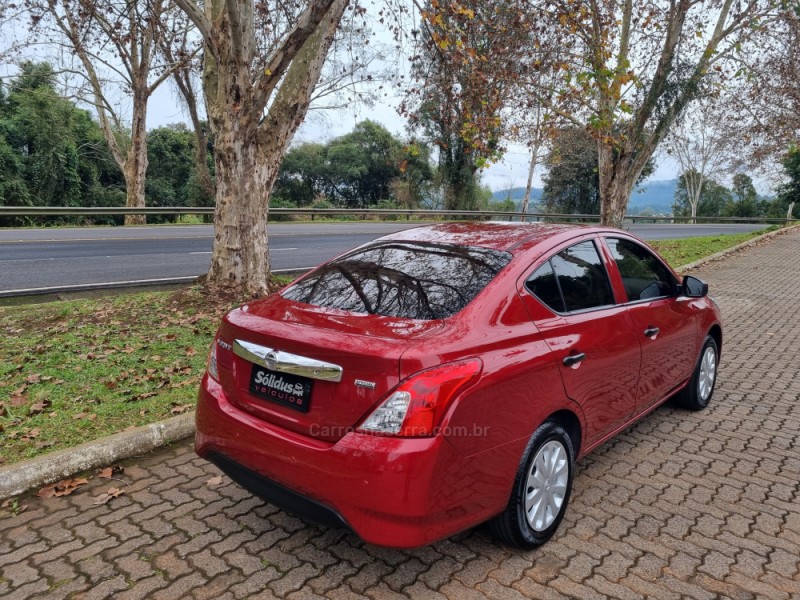 VERSA 1.6 V-DRIVE PLUS 16V FLEX 4P AUTOMÁTICO - 2021 - DOIS IRMãOS