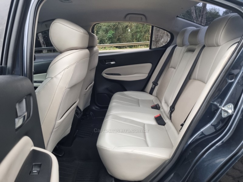 CITY 1.5 SEDAN TOURING 16V FLEX 4P AUTOMÁTICO - 2022 - DOIS IRMãOS