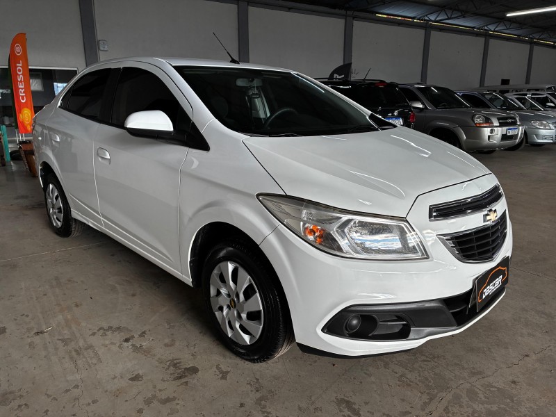 PRISMA 1.0 MPFI LT 8V FLEX 4P MANUAL - 2015 - BOM PRINCíPIO