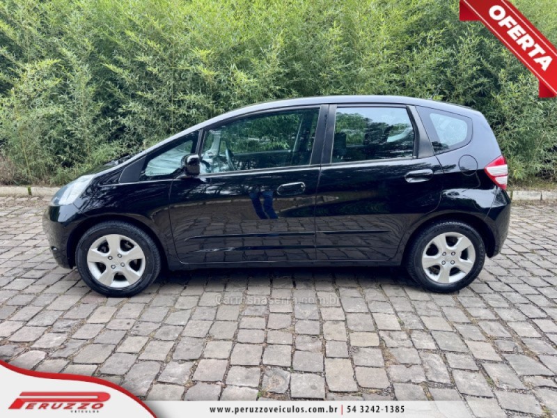 FIT 1.4 LX 8V GASOLINA 4P AUTOMÁTICO - 2011 - NOVA PRATA