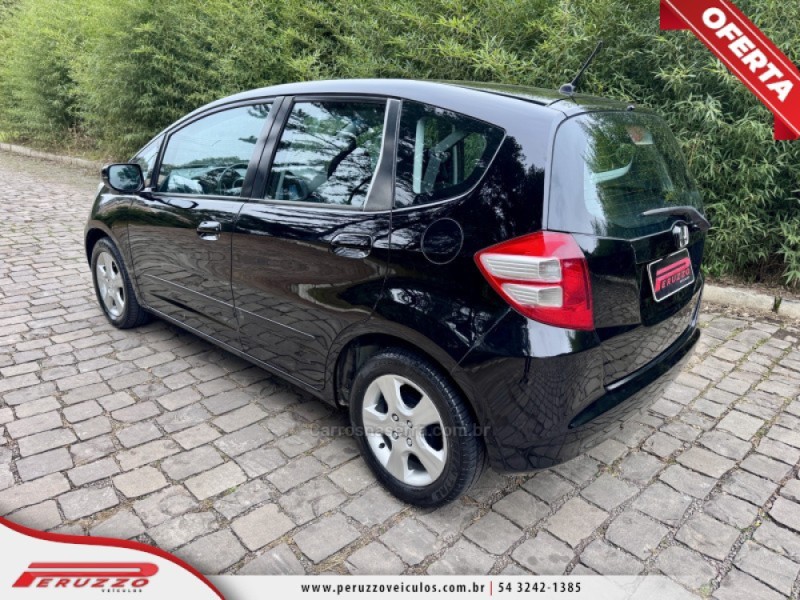 FIT 1.4 LX 8V GASOLINA 4P AUTOMÁTICO - 2011 - NOVA PRATA