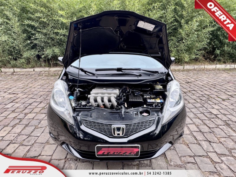FIT 1.4 LX 8V GASOLINA 4P AUTOMÁTICO - 2011 - NOVA PRATA