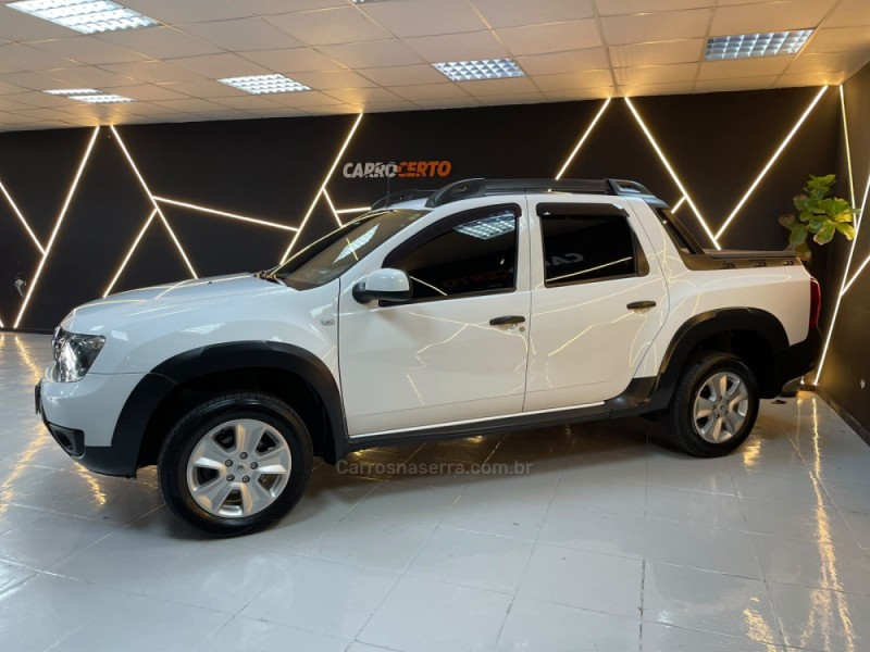 DUSTER OROCH 1.6 16V FLEX EXPRESSION 4P MANUAL - 2020 - NOVO HAMBURGO