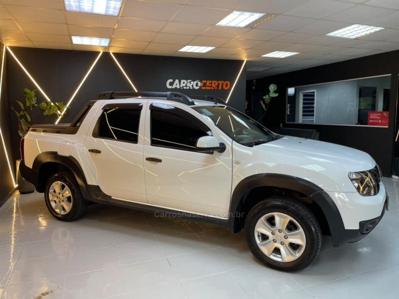 DUSTER OROCH 1.6 16V FLEX EXPRESSION 4P MANUAL - 2020 - NOVO HAMBURGO
