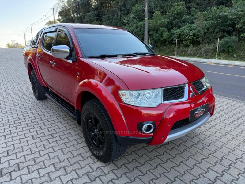 L200 TRITON 3.2 HPE 4X4 CD 16V TURBO INTERCOOLER DIESEL 4P AUTOMÁTICO - 2013 - IVOTI